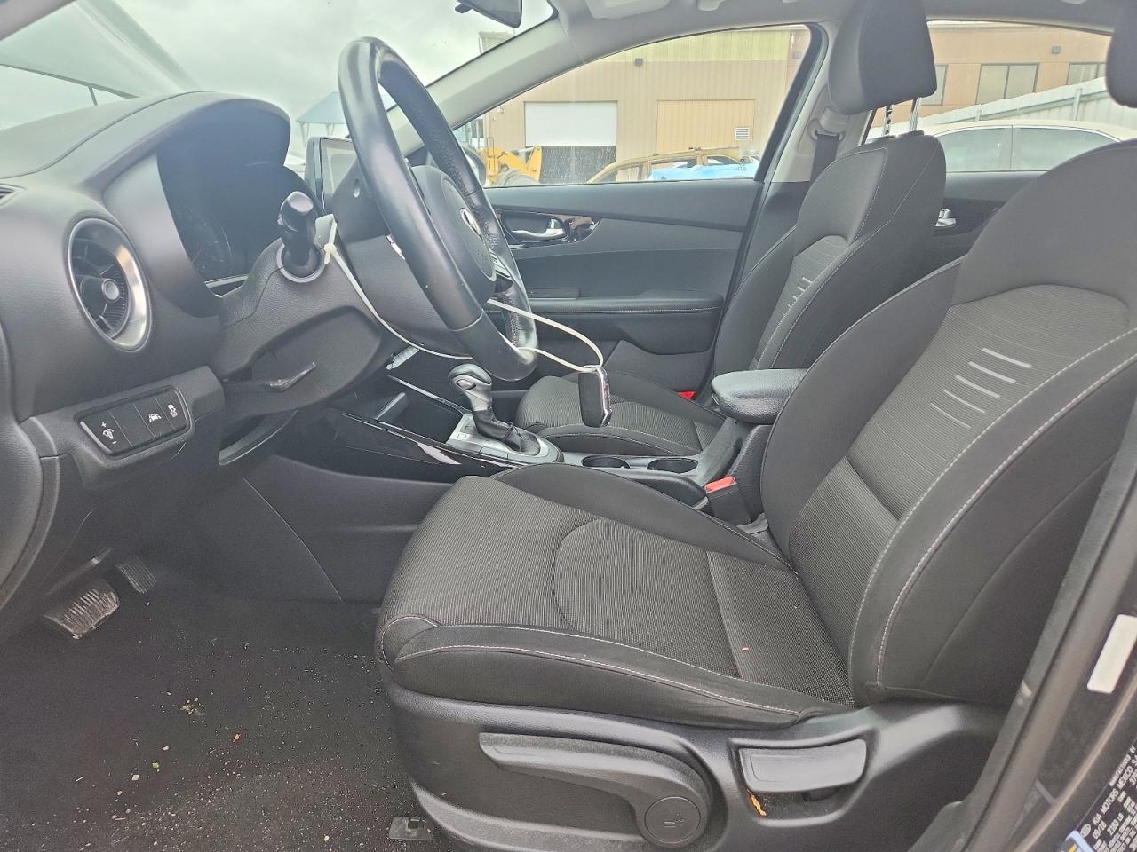 2019 Kia Forte S - Фото 7