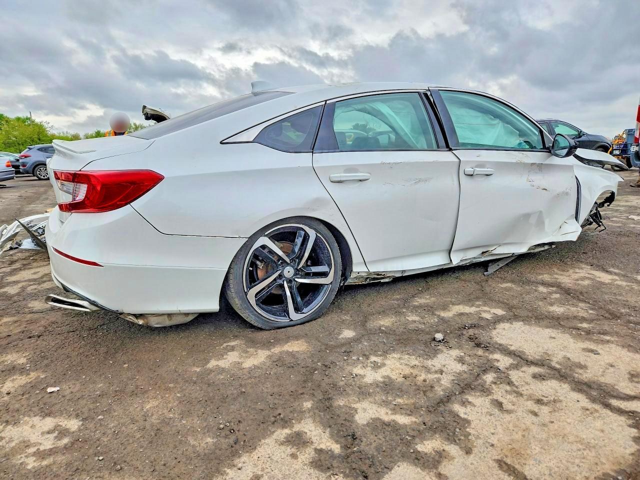 2020 Honda Accord Sport - Image 3