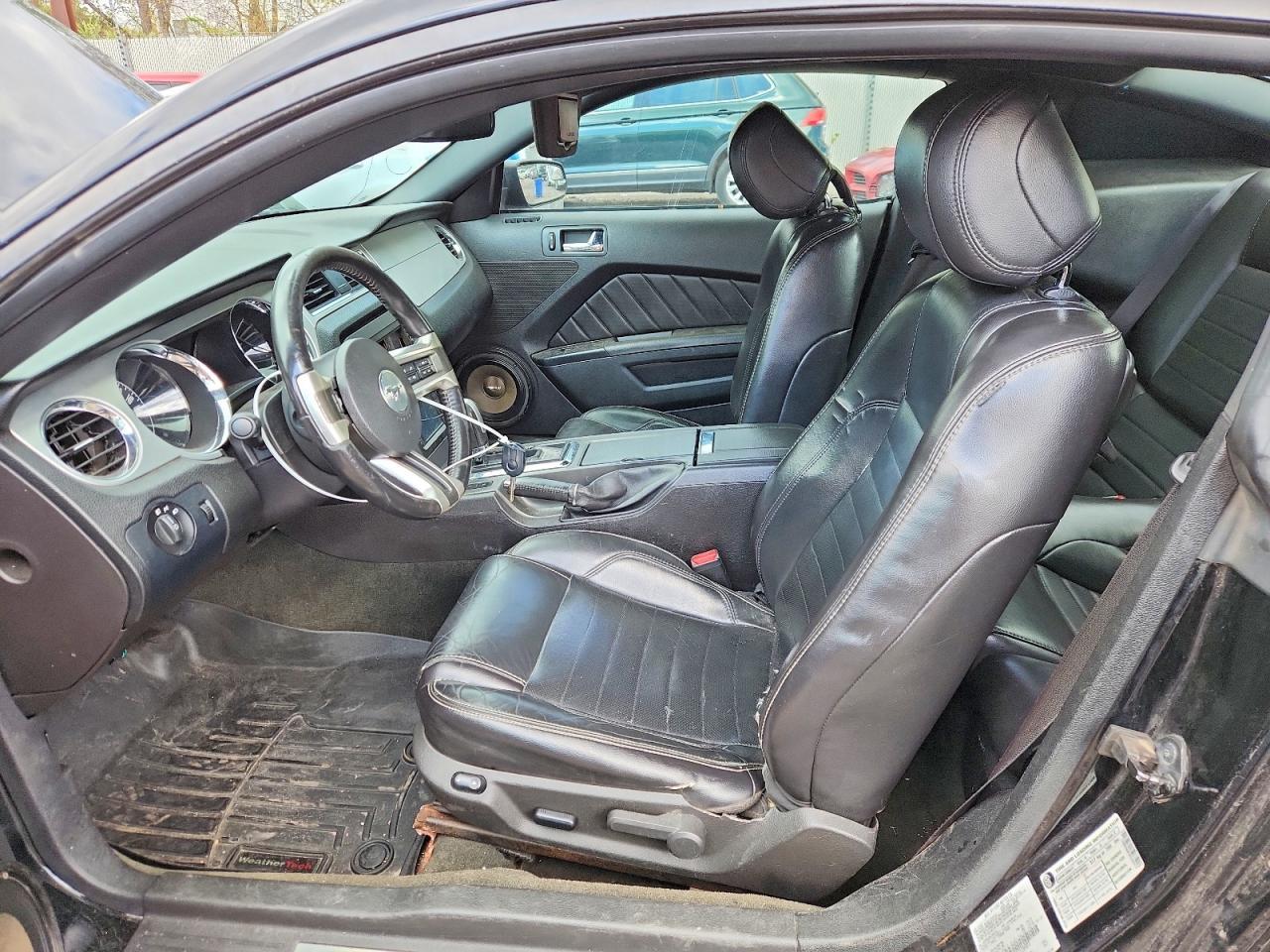 2014 Ford Mustang - Image 7