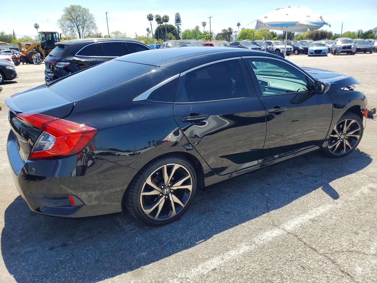 2019 Honda Civic Sport - Image 3