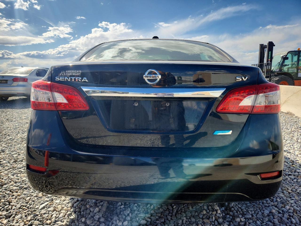 2013 Nissan Sentra S - Image 6
