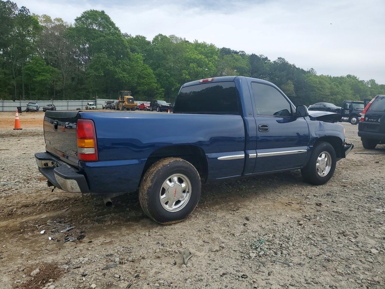 2002 GMC New Sierra C1500 - Фото 3