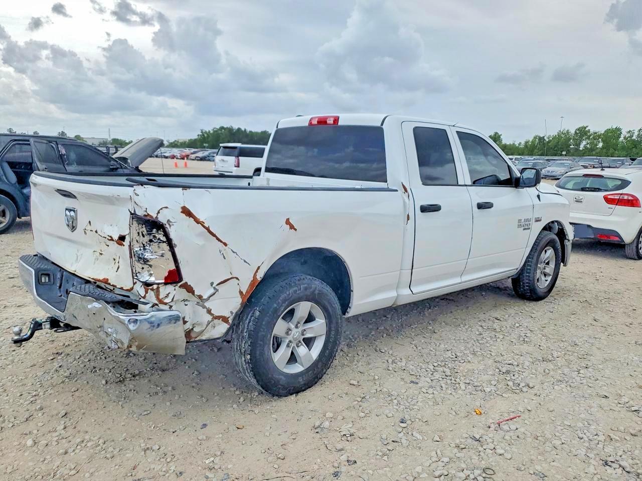 2021 Ram 1500 Classic Tradesman - Image 3