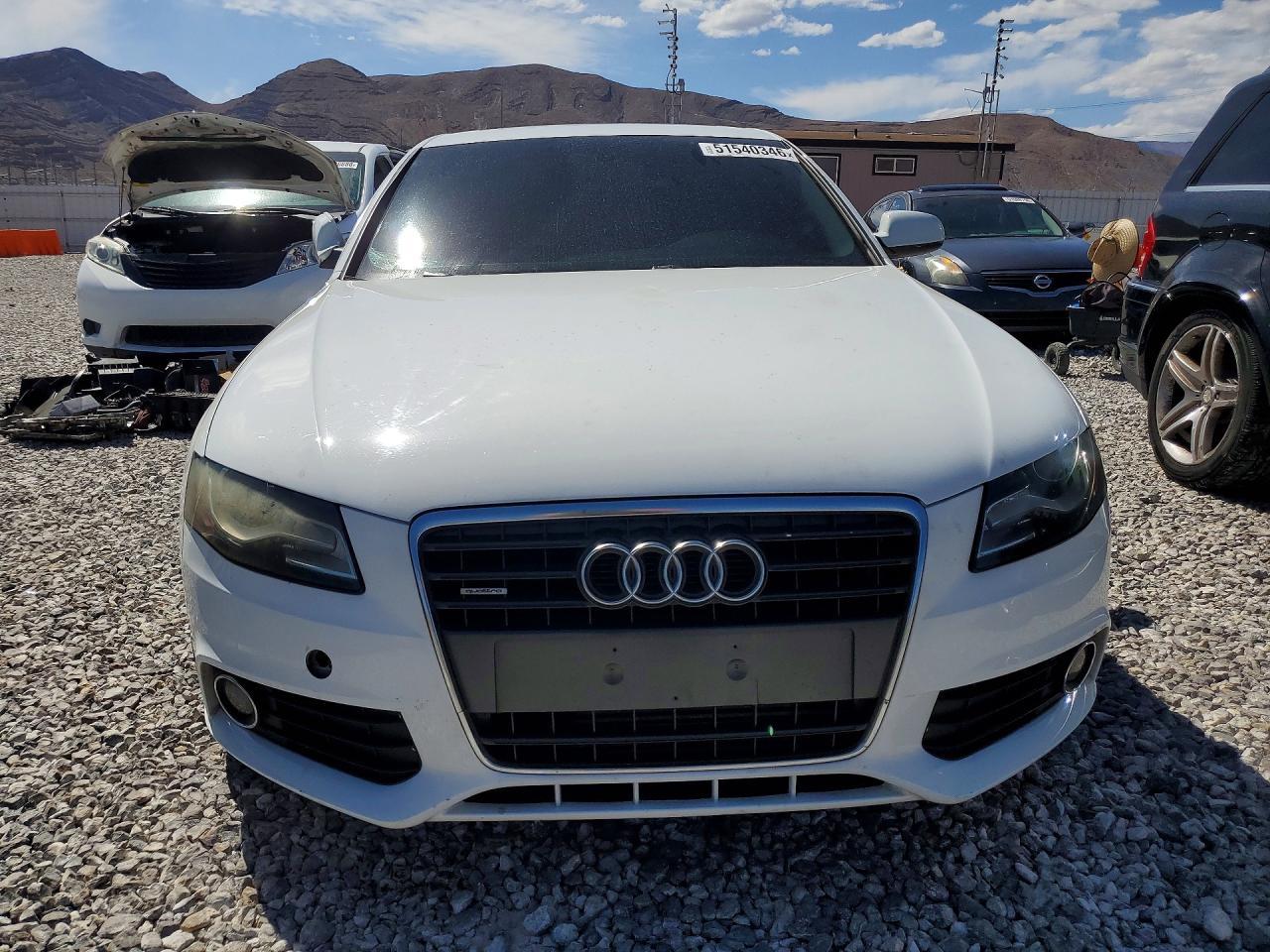 2011 Audi A4 Premium Plus - Фото 5