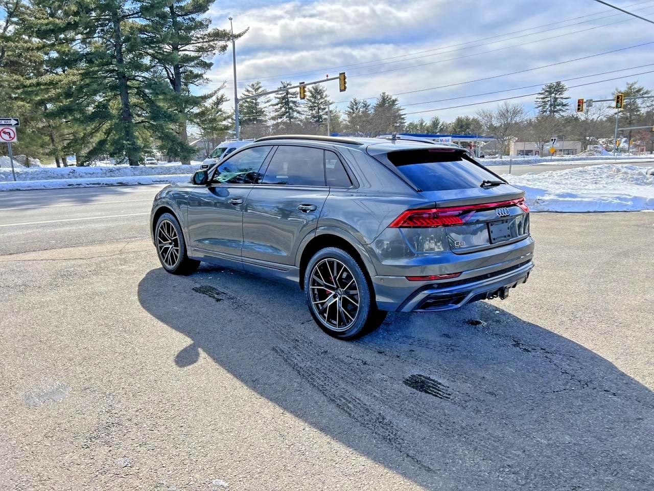 2019 Audi Q8 Prestige S-Line - Фото 3