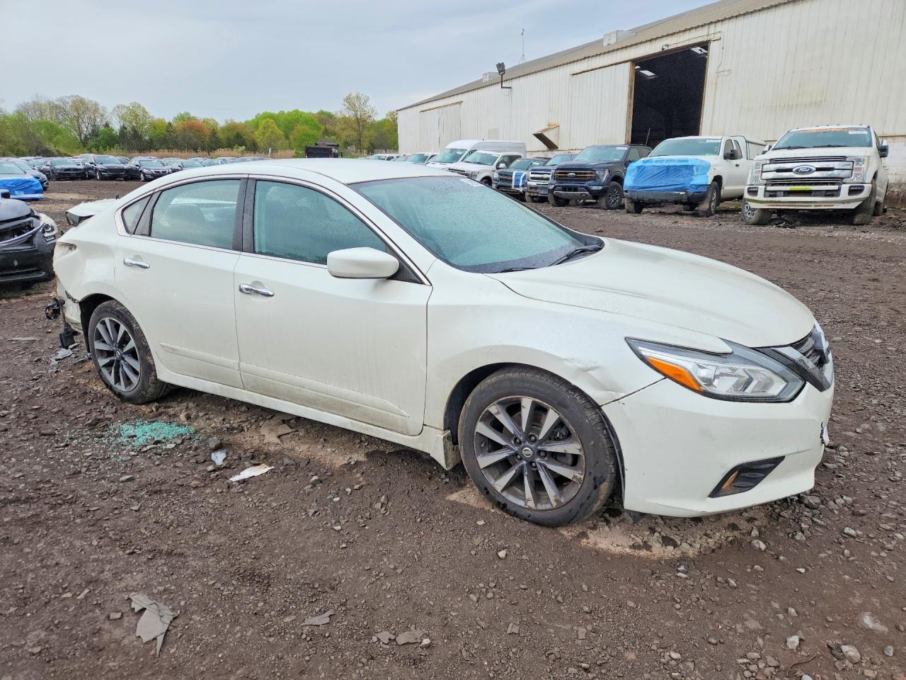 2017 Nissan Altima 2.5 Sv - Image 4