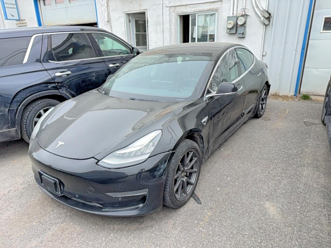 2018 Tesla Model 3 - Image 2
