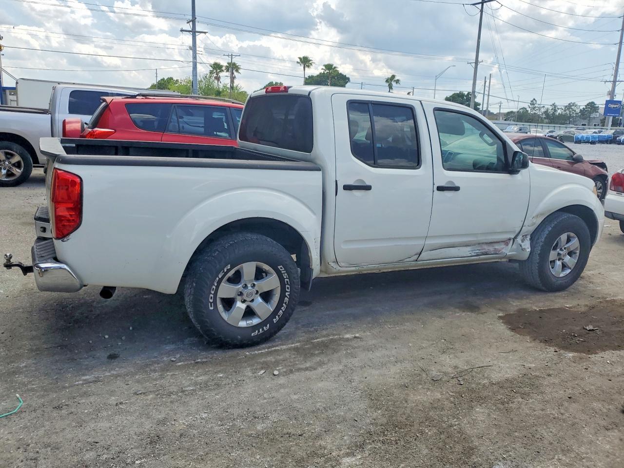 2013 Nissan Frontier S - Image 3