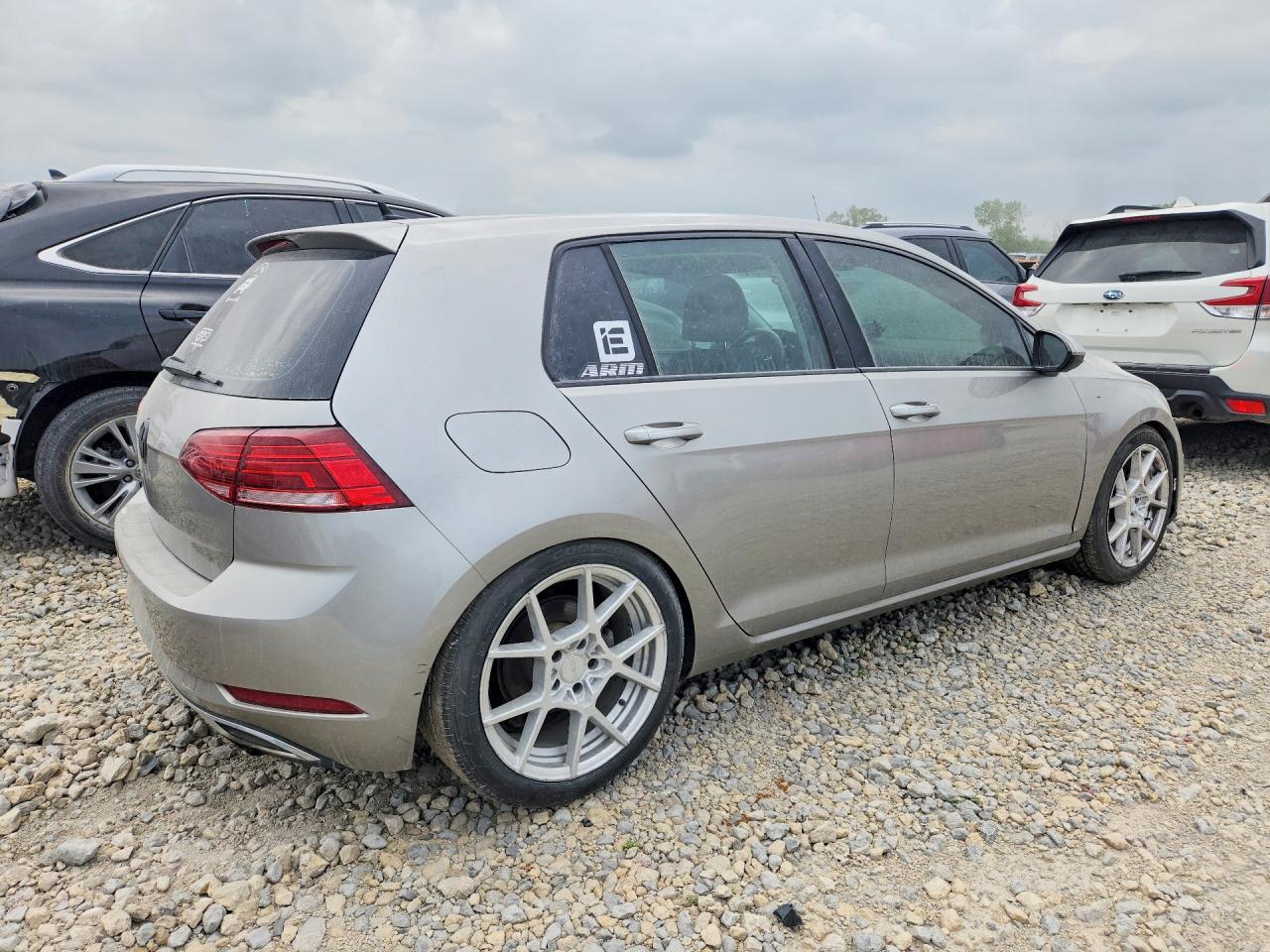 2018 Volkswagen Golf S - Фото 3
