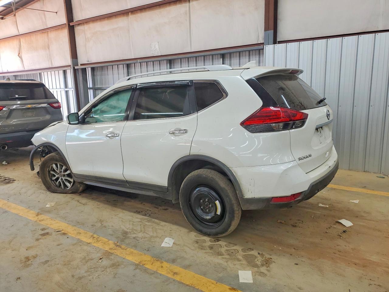 2017 Nissan Rogue Sv - Фото 2