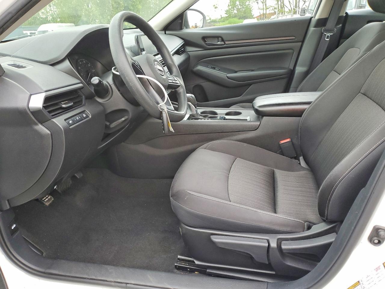 2024 Nissan Altima S - Image 7