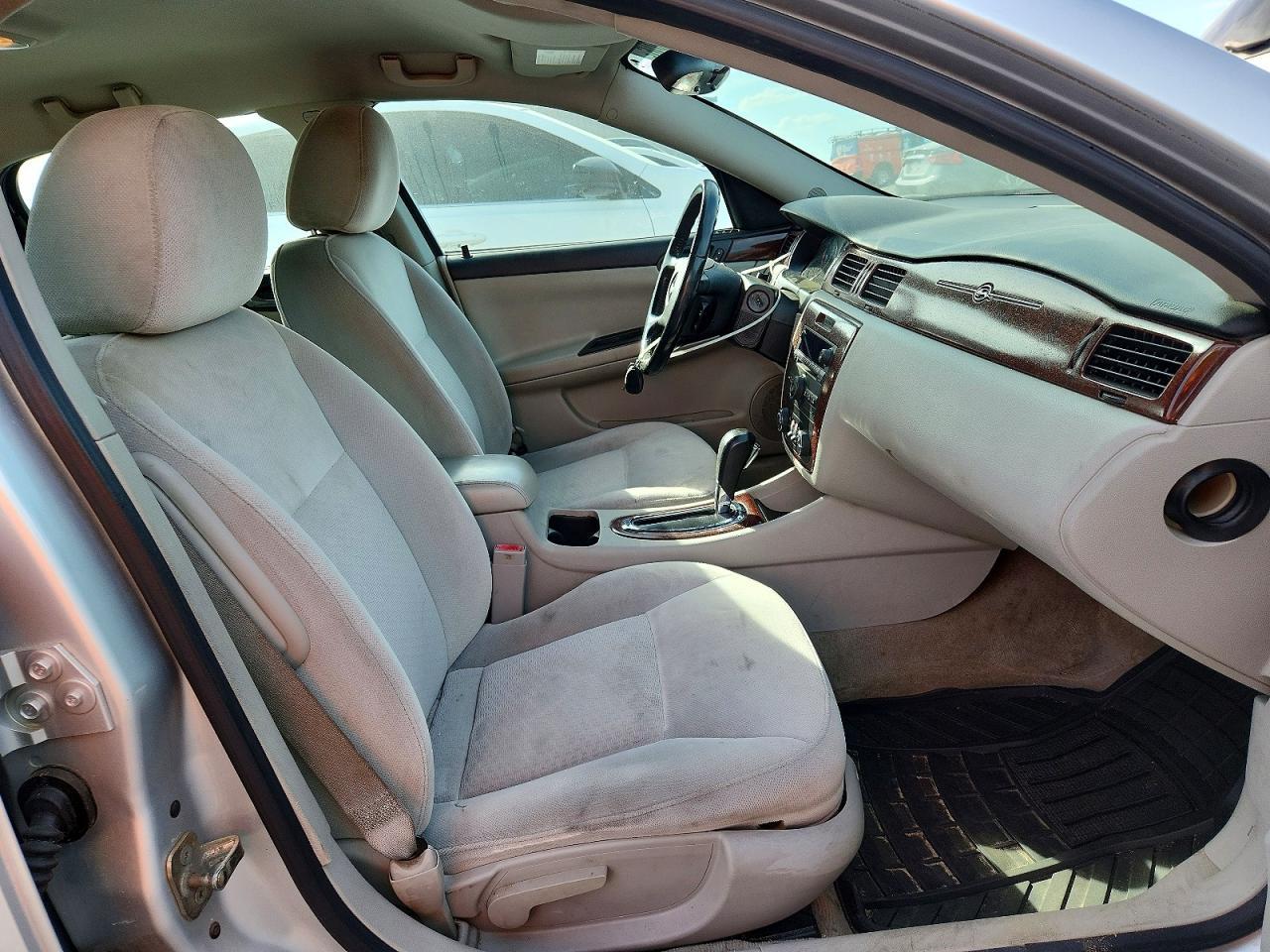 2010 Chevrolet Impala Lt - Фото 7