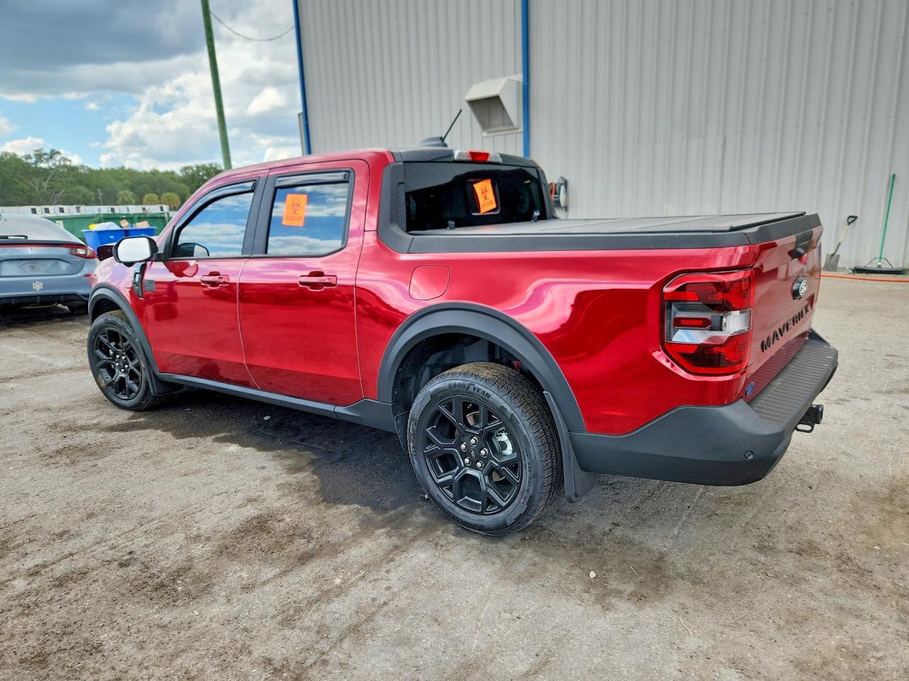 2025 Ford Maverick Lariat - Image 2