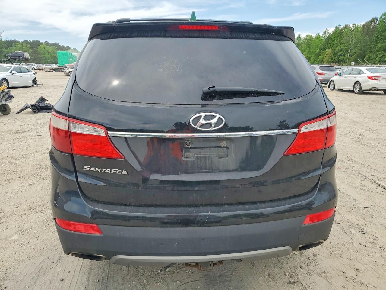 2013 Hyundai Santa Fe Gls - Image 6