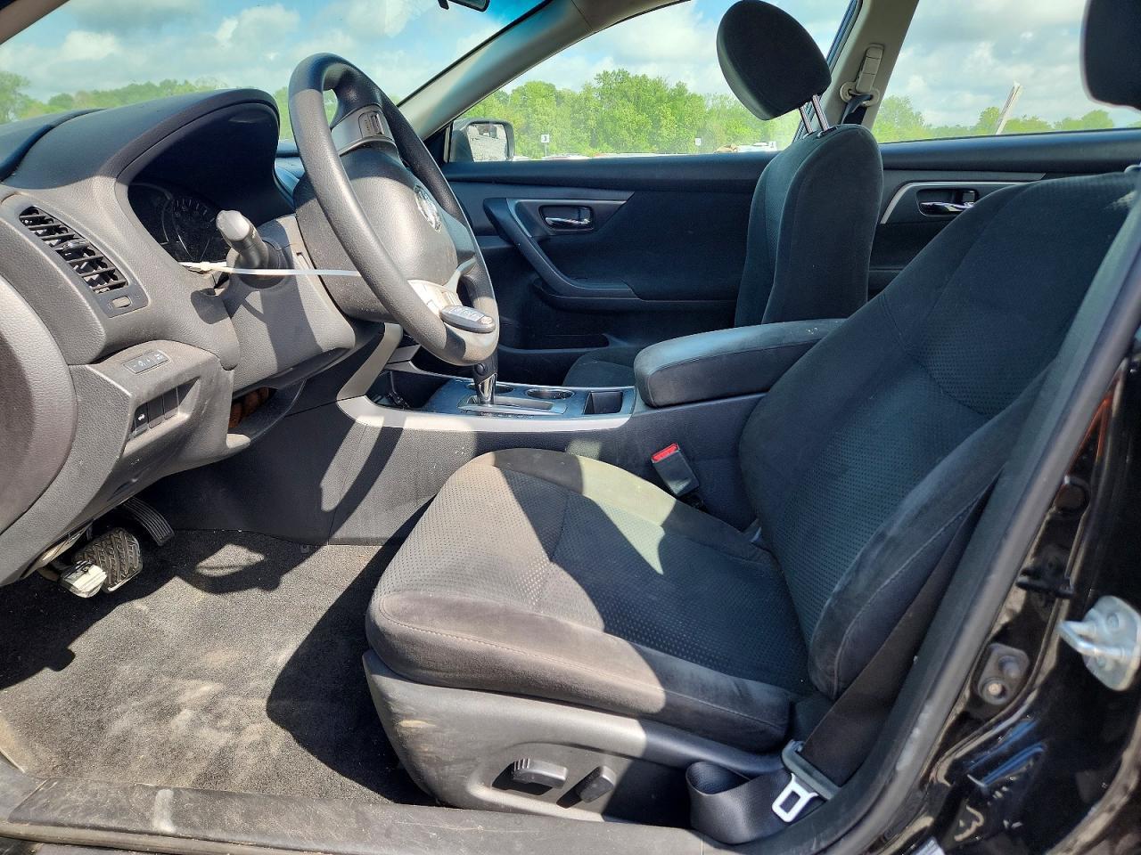 2015 Nissan Altima 2.5 S - Image 7