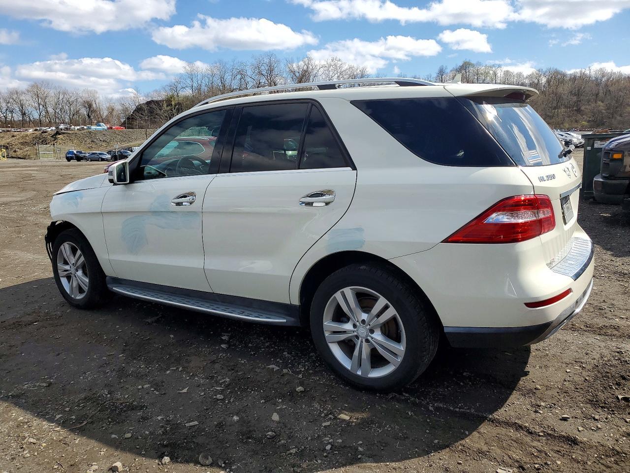 2013 Mercedes-Benz Ml 350 4Matic - Image 2