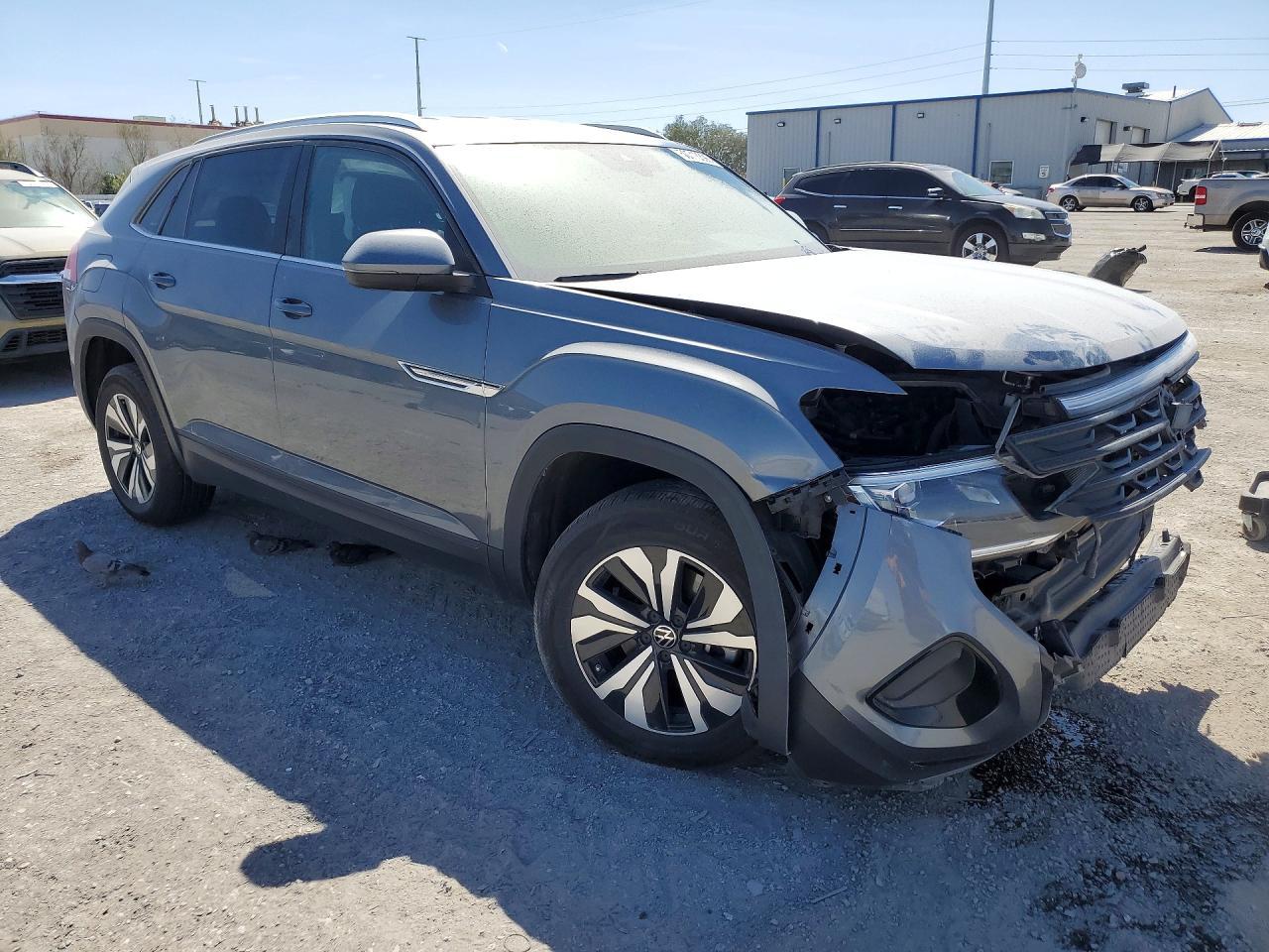 2024 Volkswagen Atlas Cross Sport Sel Premium R-Line - Фото 4