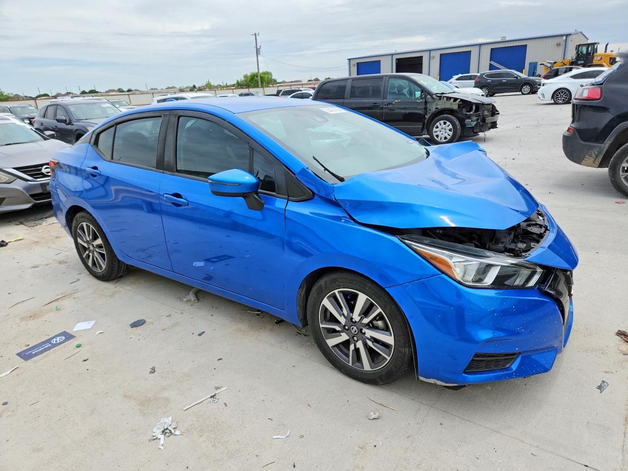 2020 Nissan Versa - Фото 4