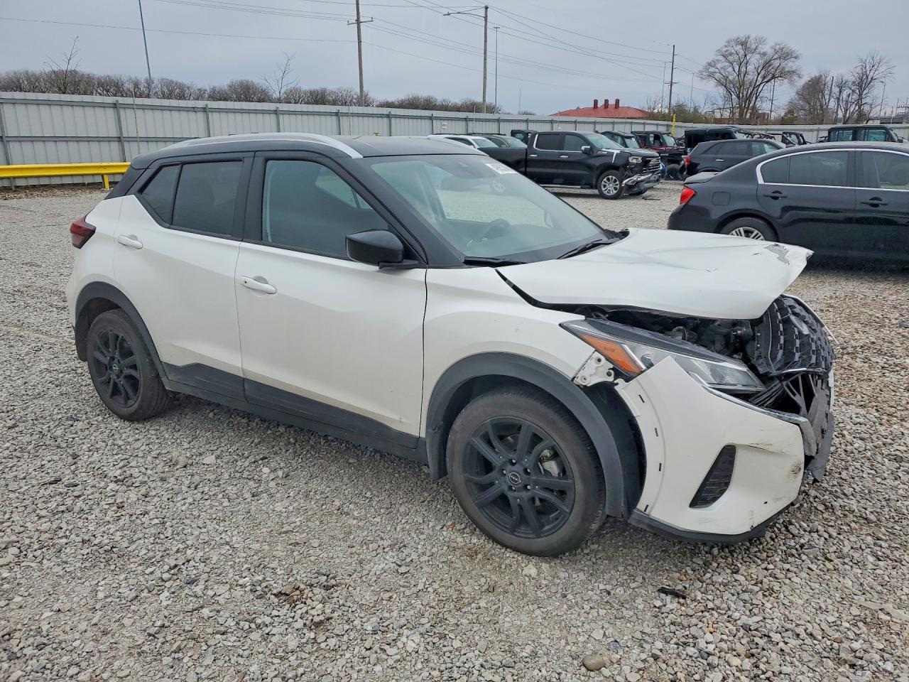 2023 Nissan Kicks Sv - Фото 4