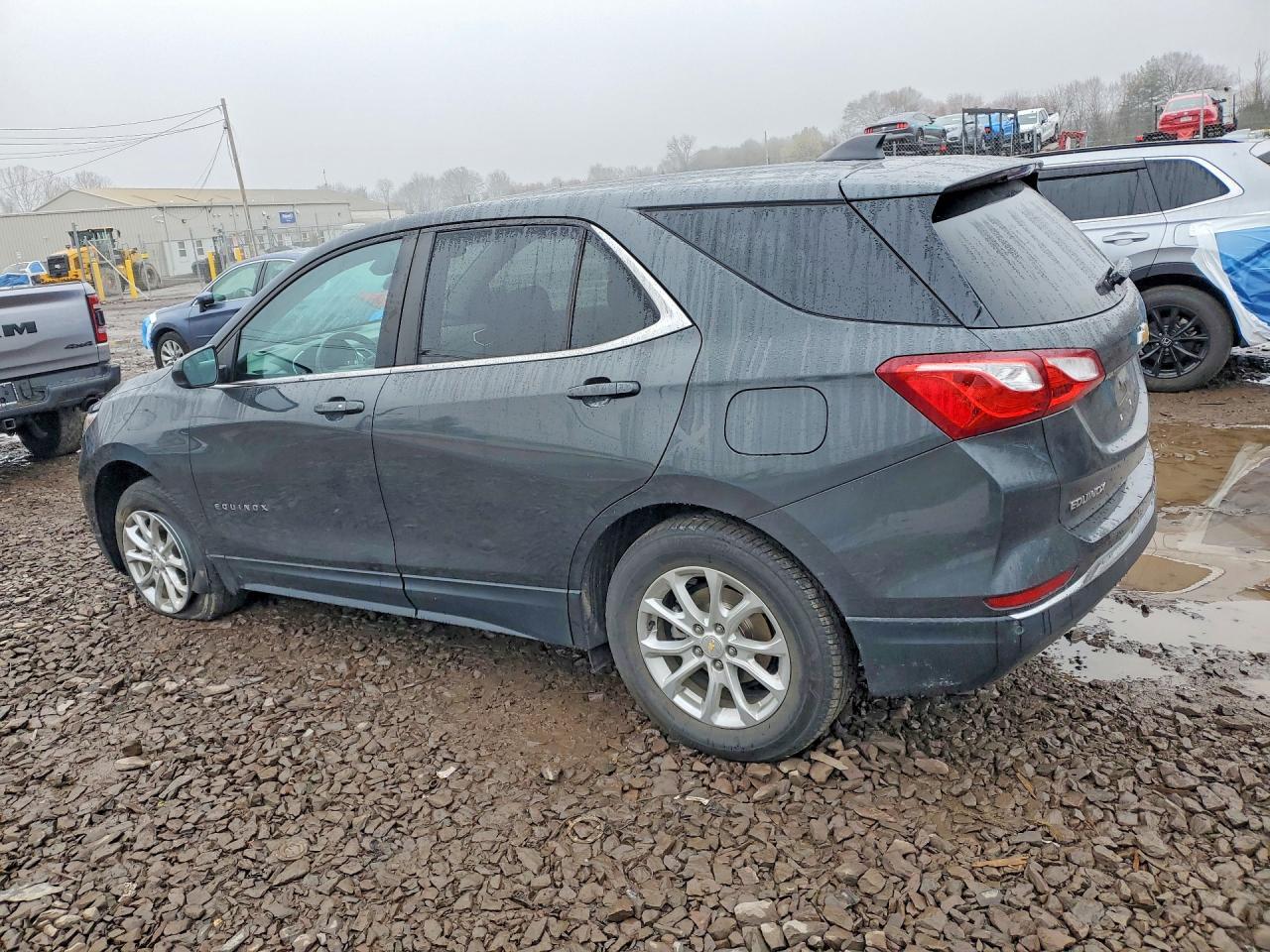 2021 Chevrolet Equinox Lt - Фото 2