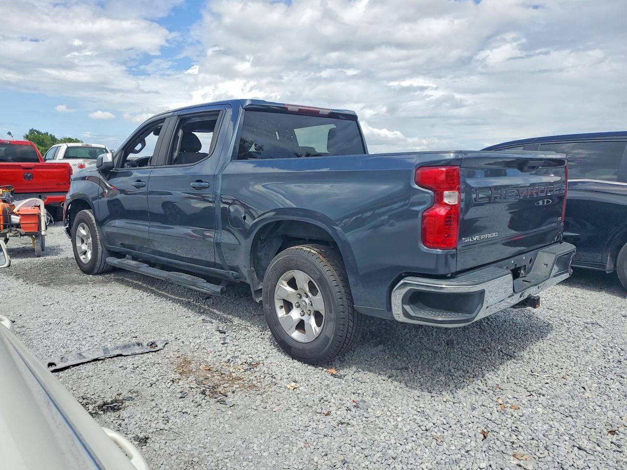 2020 Chevrolet Silverado C1500 Lt - Image 2