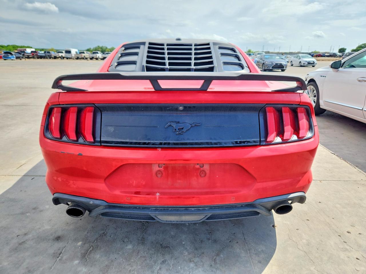 2019 Ford Mustang - Image 6