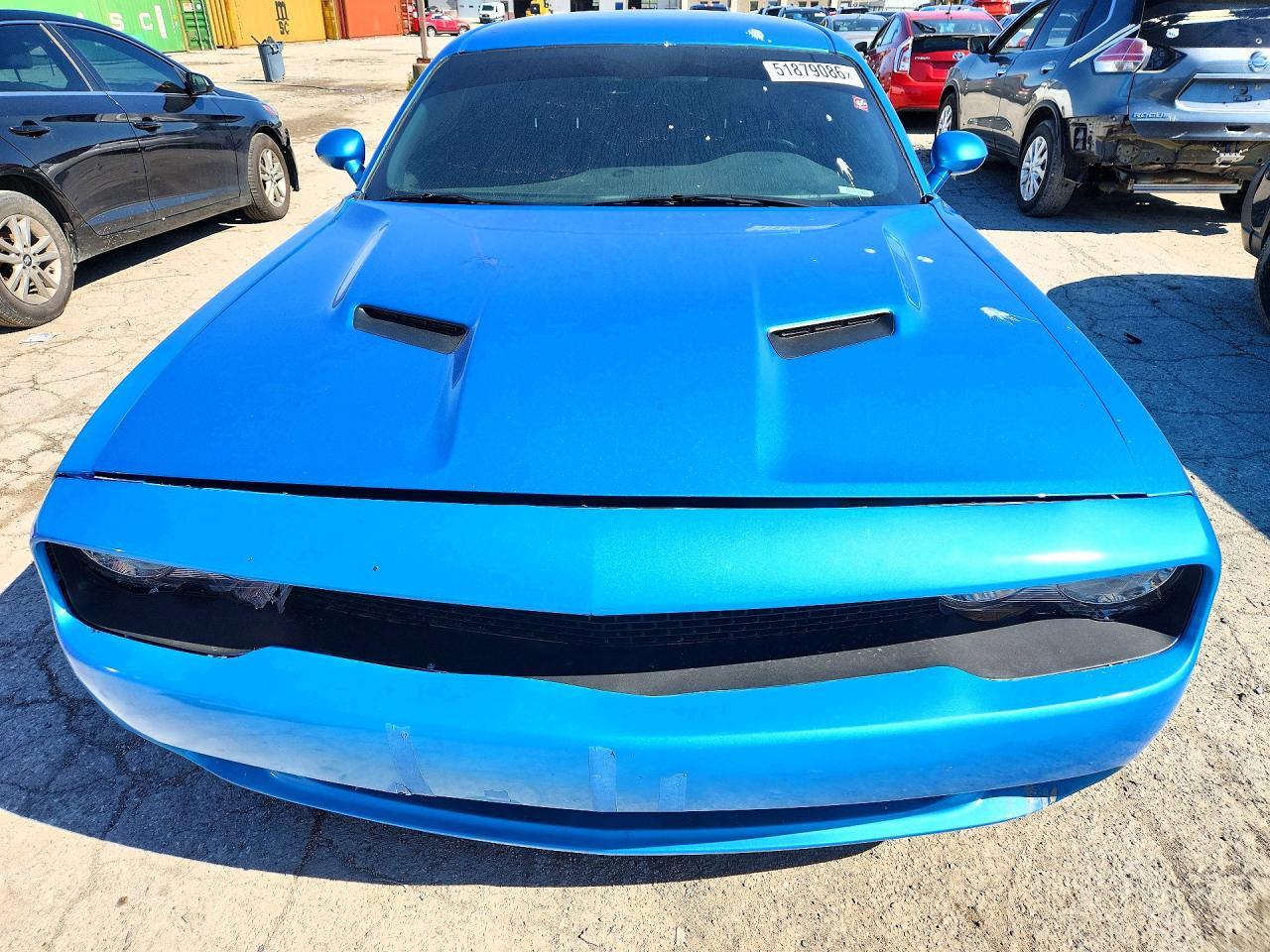 2016 Dodge Challenger R - Image 5
