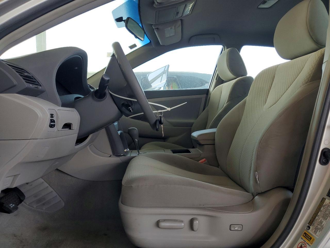 2007 Toyota Camry Le - Image 7