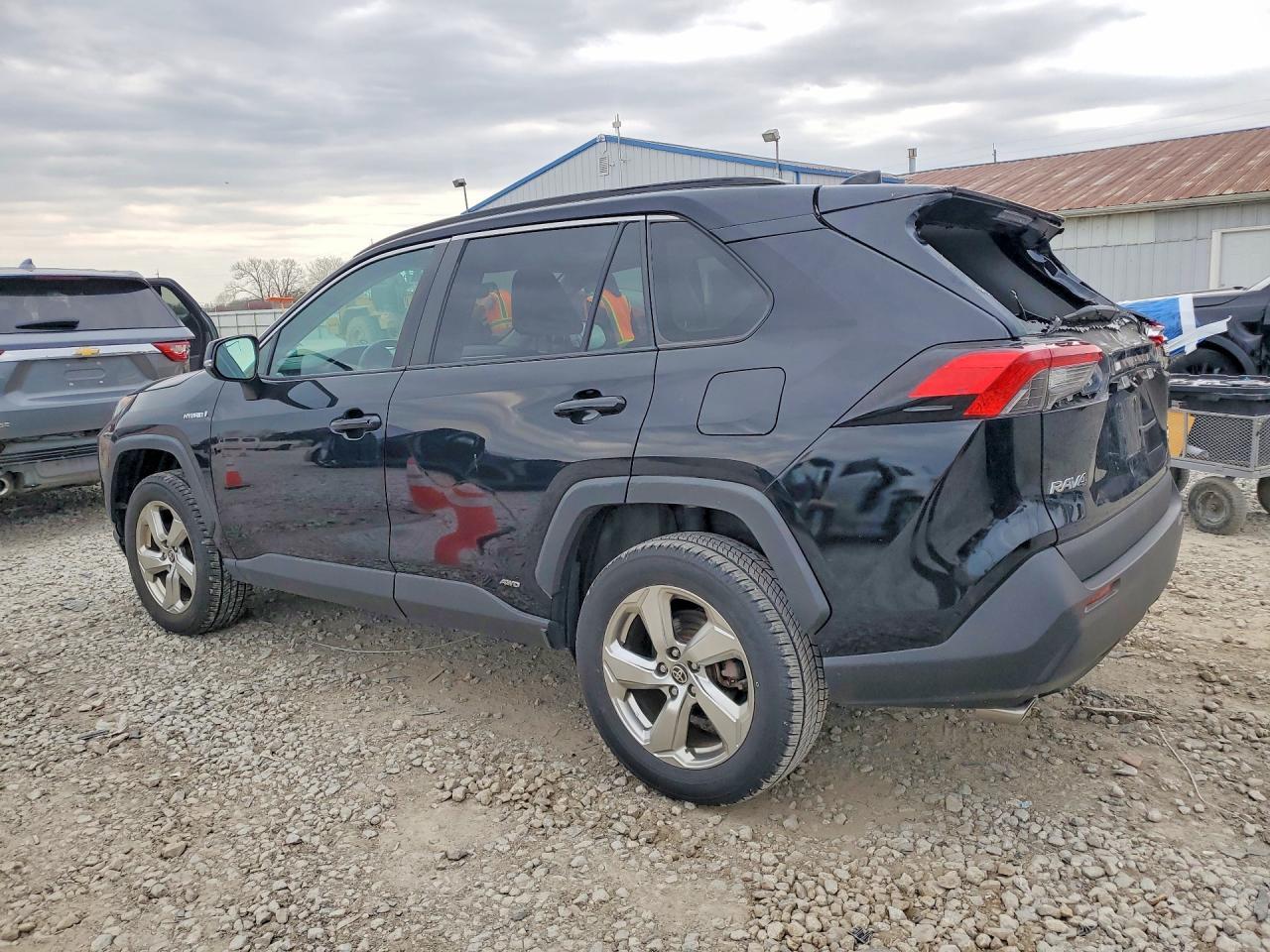 2021 Toyota Rav4 Hybrid Xle Premium - Image 2