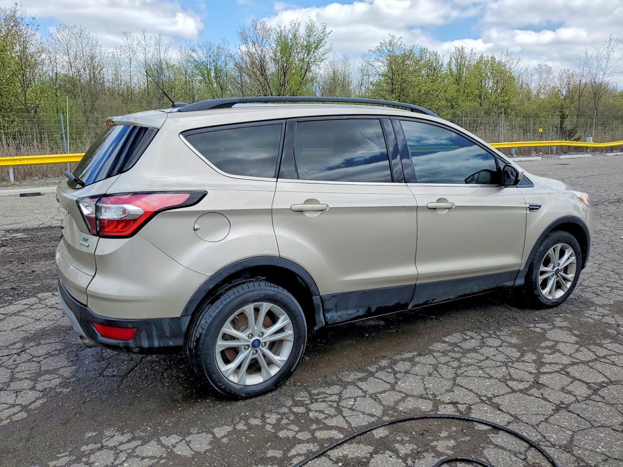 2018 Ford Escape Se - Image 3