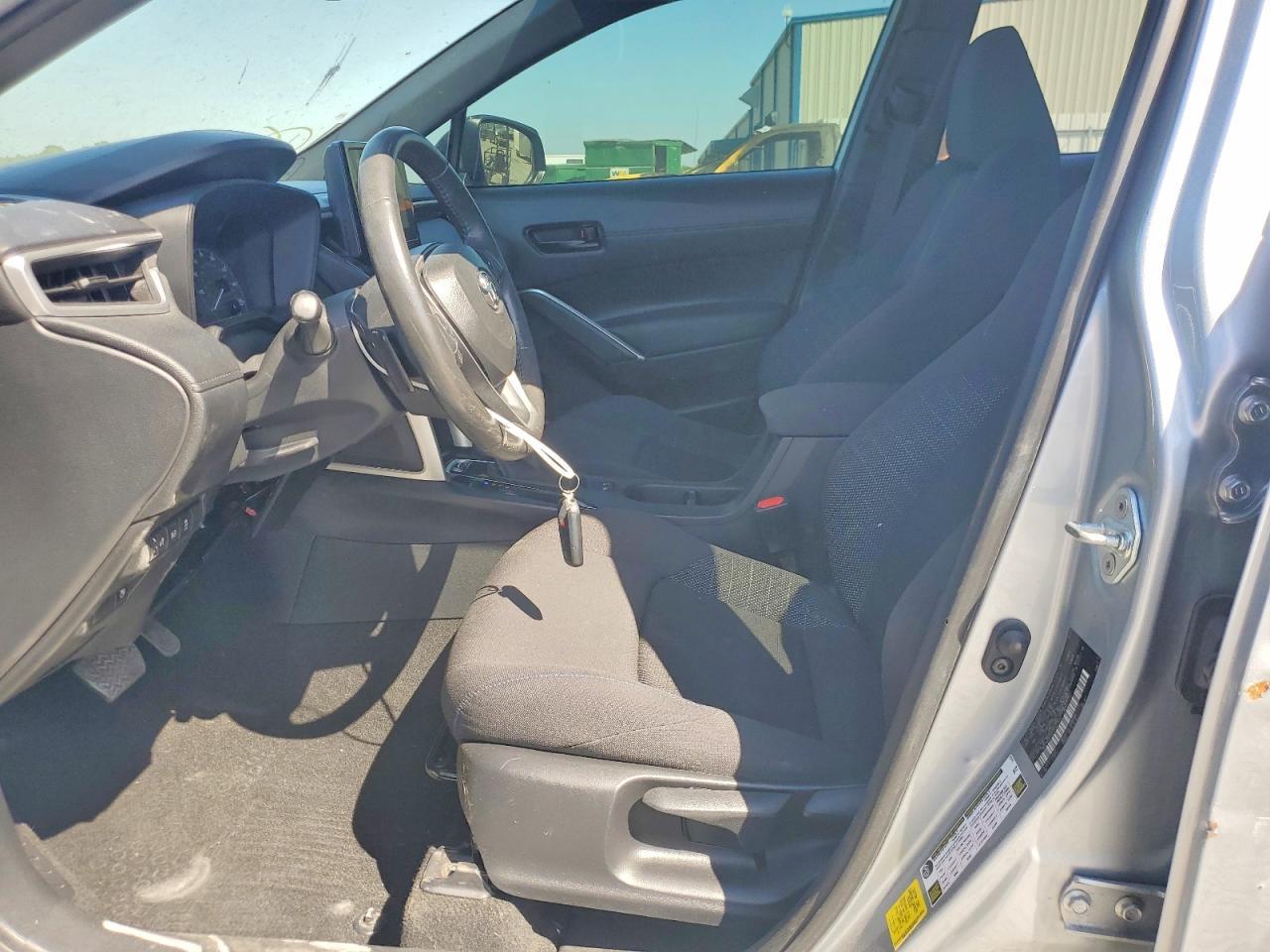 2023 Toyota Corolla Cross Hybrid Se - Image 7