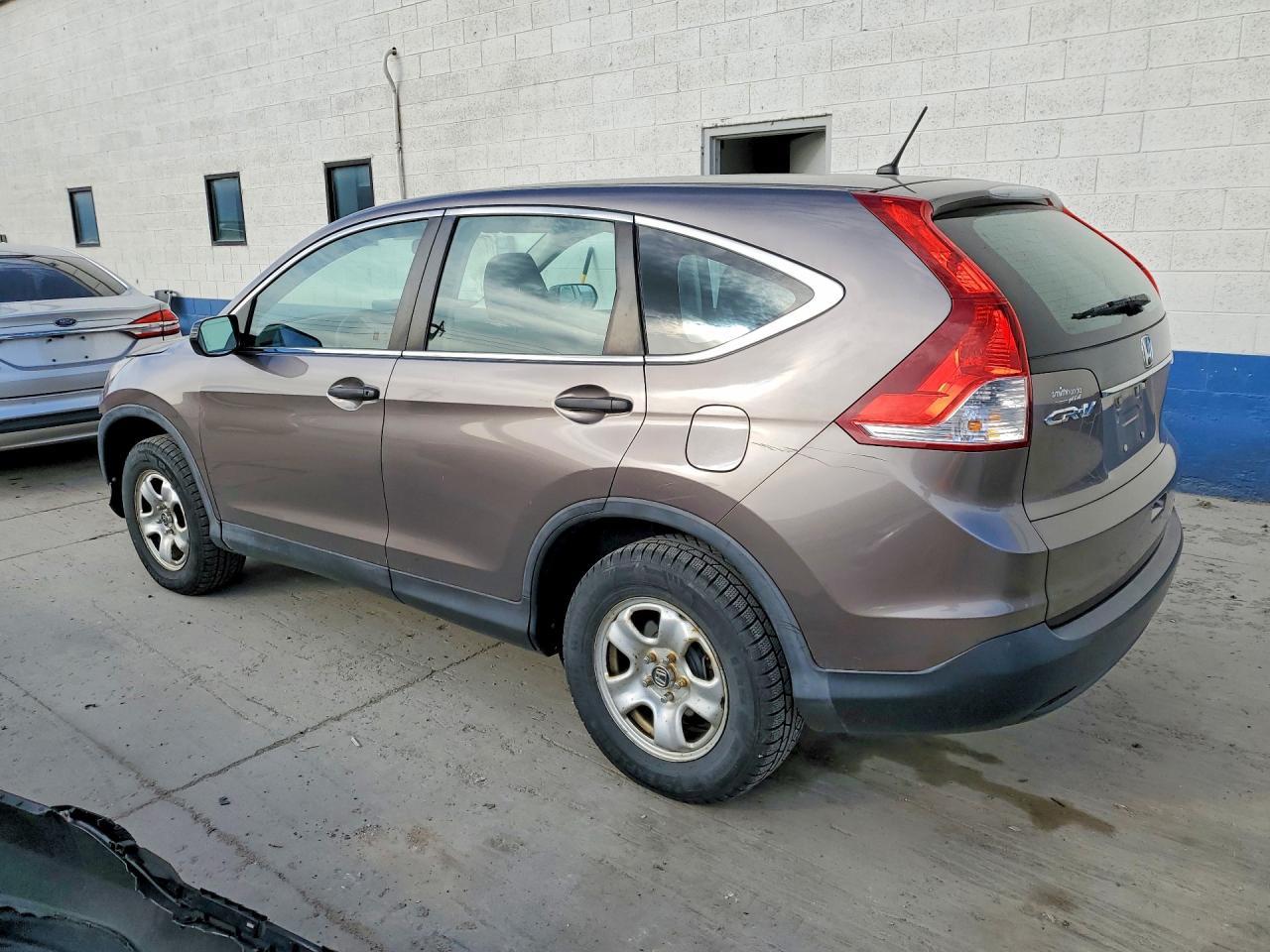 2014 Honda Cr-V Lx - Image 2