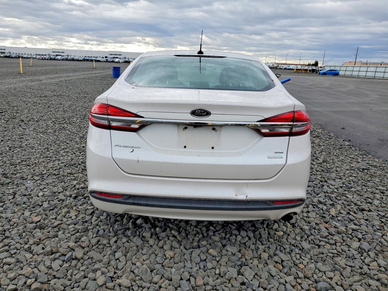 2017 Ford Fusion Se - Фото 6