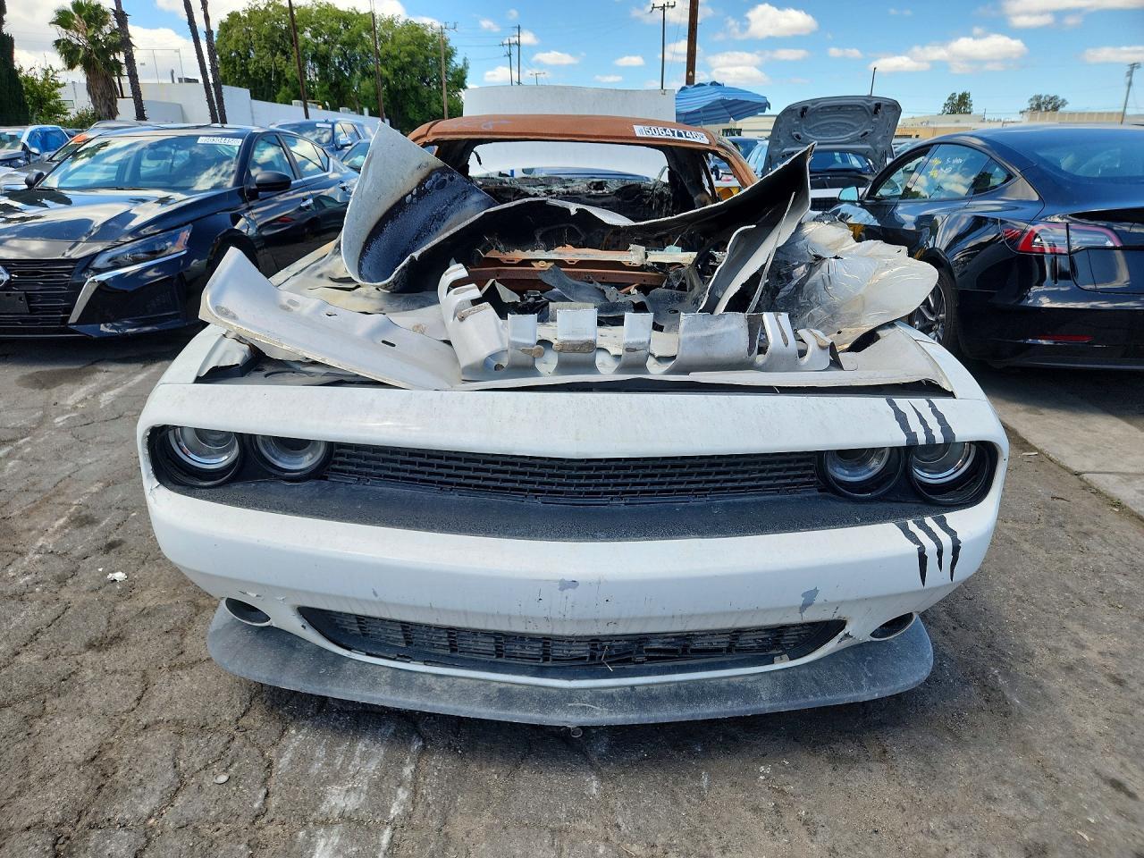 2019 Dodge Challenger R - Image 5