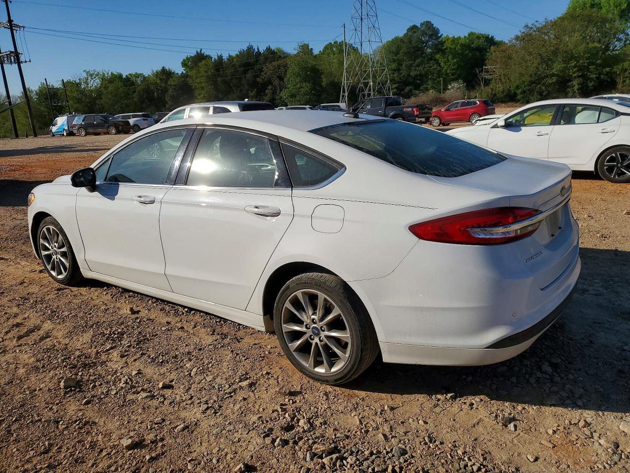 2017 Ford Fusion Se - Фото 2