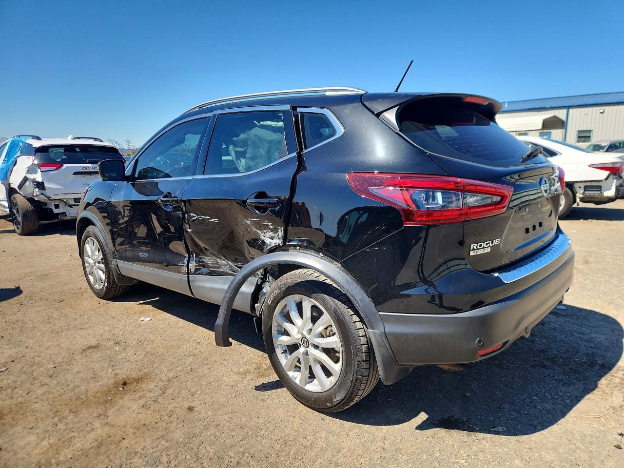 2020 Nissan Rogue Sport Sv - Фото 2