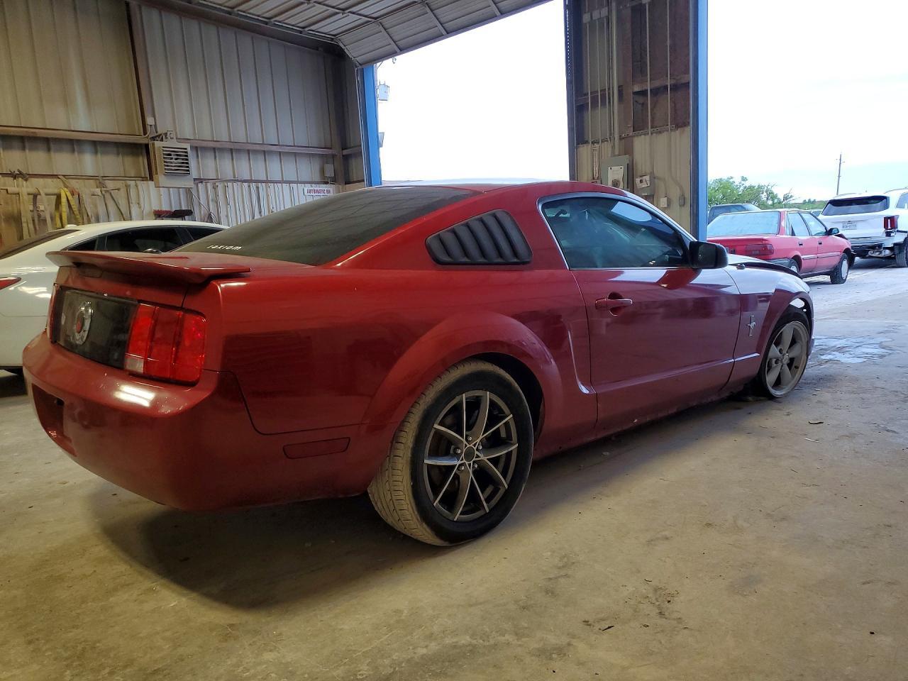 2008 Ford Mustang - Фото 3