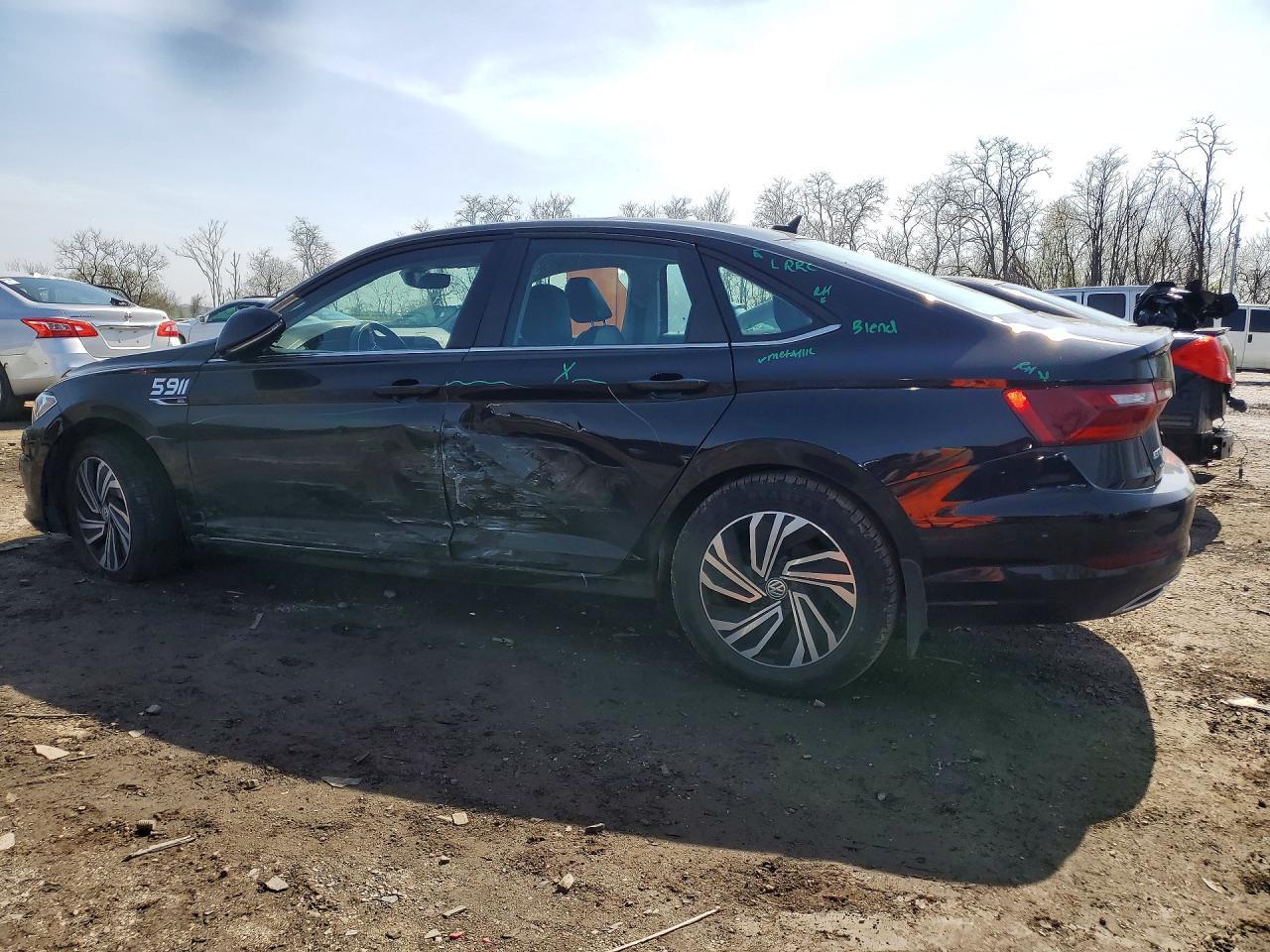 2021 Volkswagen Jetta Sel Premium - Фото 2