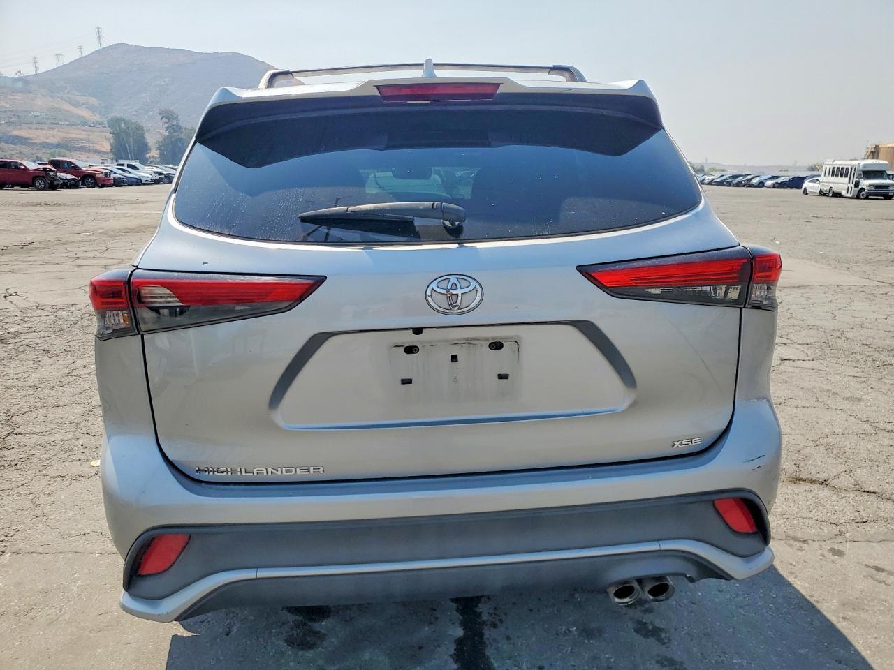 2022 Toyota Highlander Xse - Фото 6