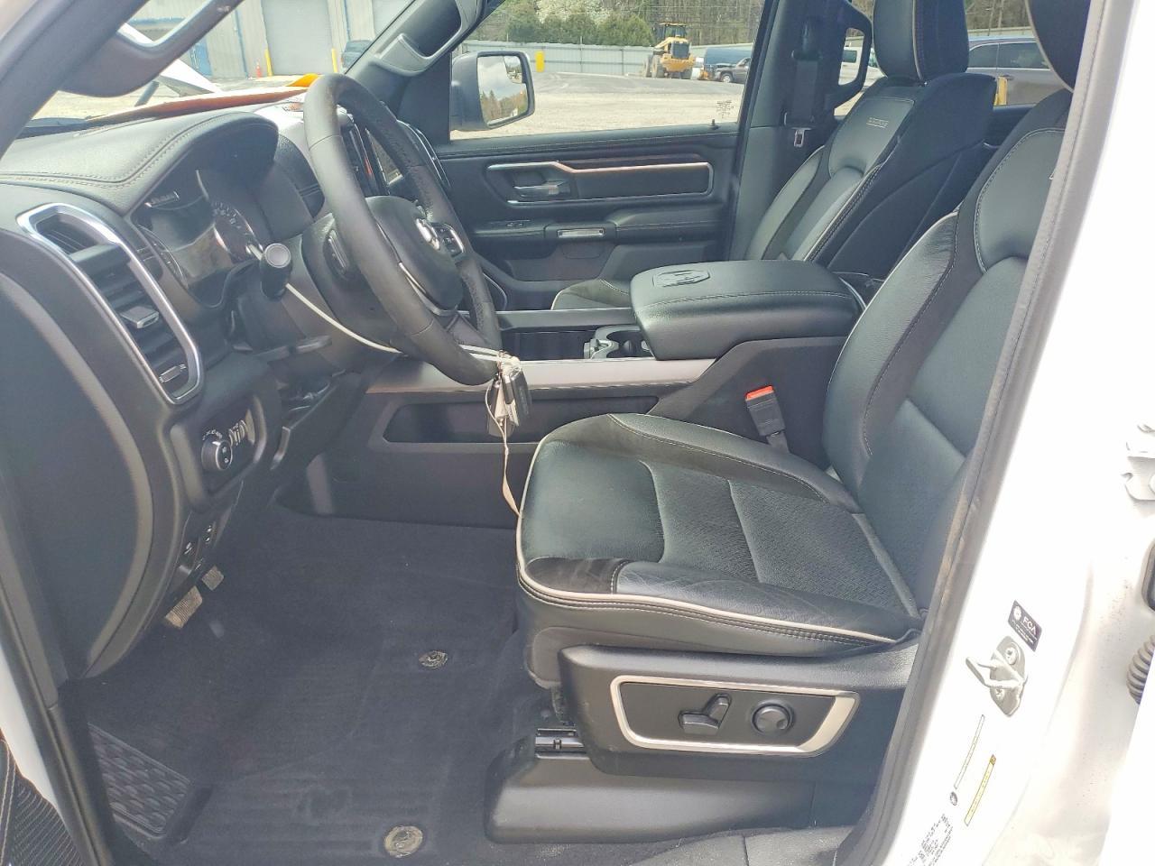 2025 Ram 1500 Laramie - Фото 7