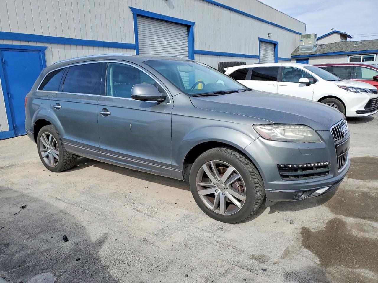 2015 Audi Q7 Premium Plus - Image 4