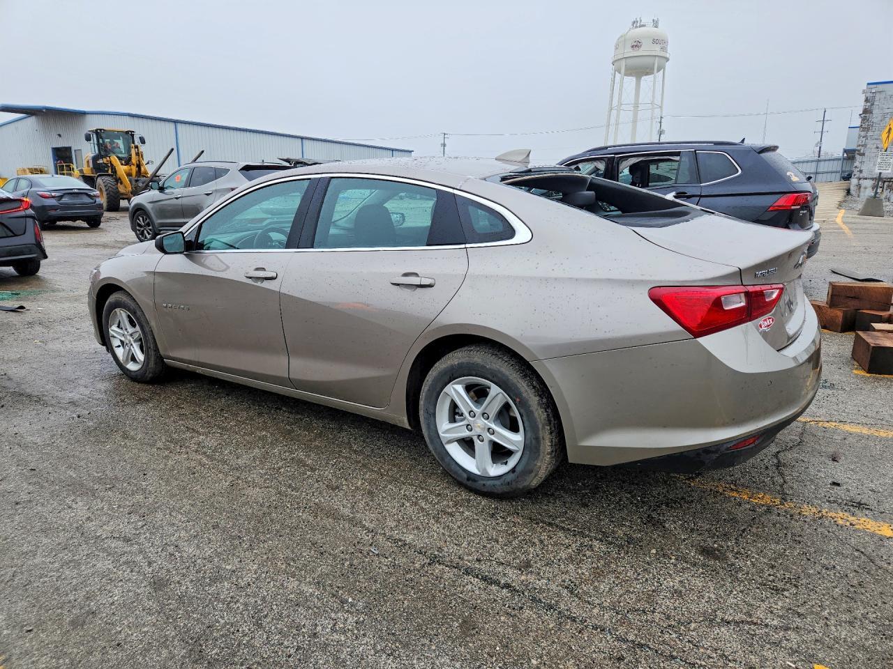 2024 Chevrolet Malibu Lt - Фото 2