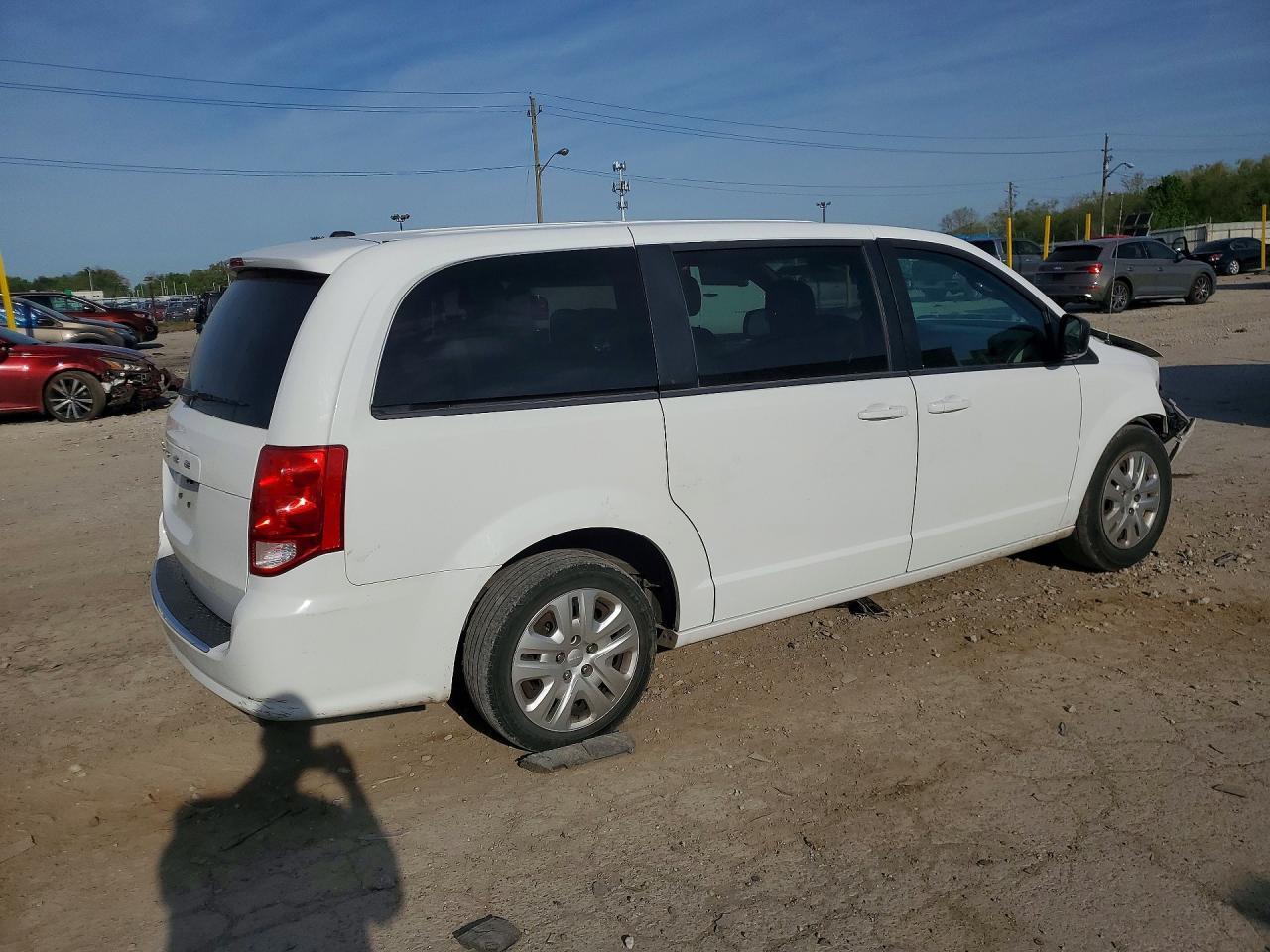 2018 Dodge Grand Caravan Se - Image 3