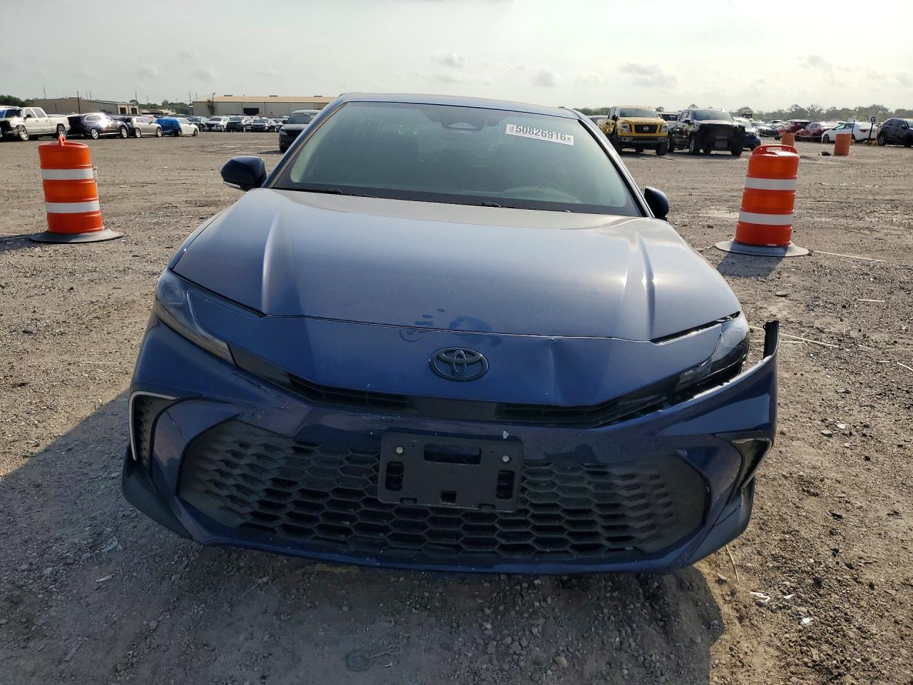 2025 Toyota Camry Se - Фото 5