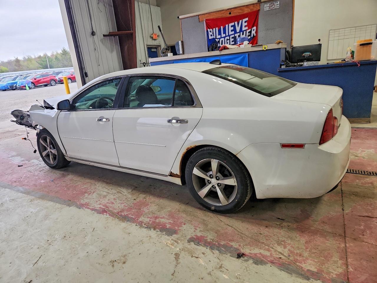 2012 Chevrolet Malibu 1Lt - Фото 2
