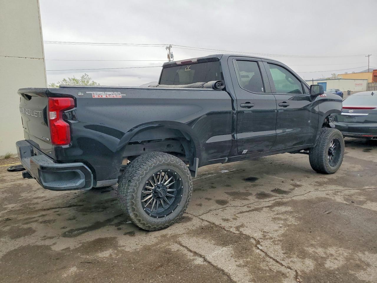 2019 Chevrolet Silverado K1500 Trail Boss Custom - Фото 3