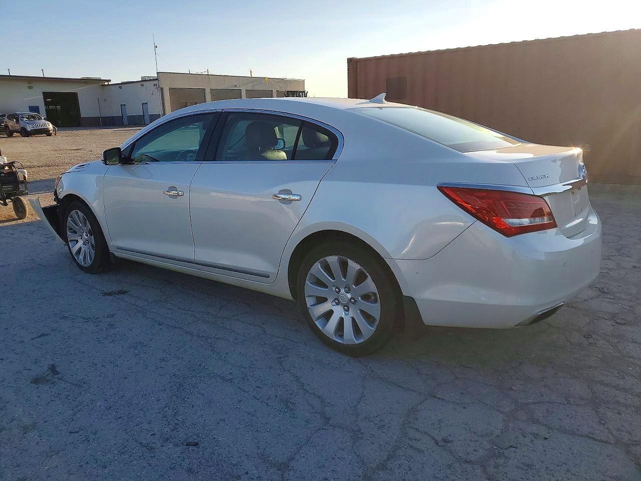 2014 Buick Lacrosse Premium - Фото 2