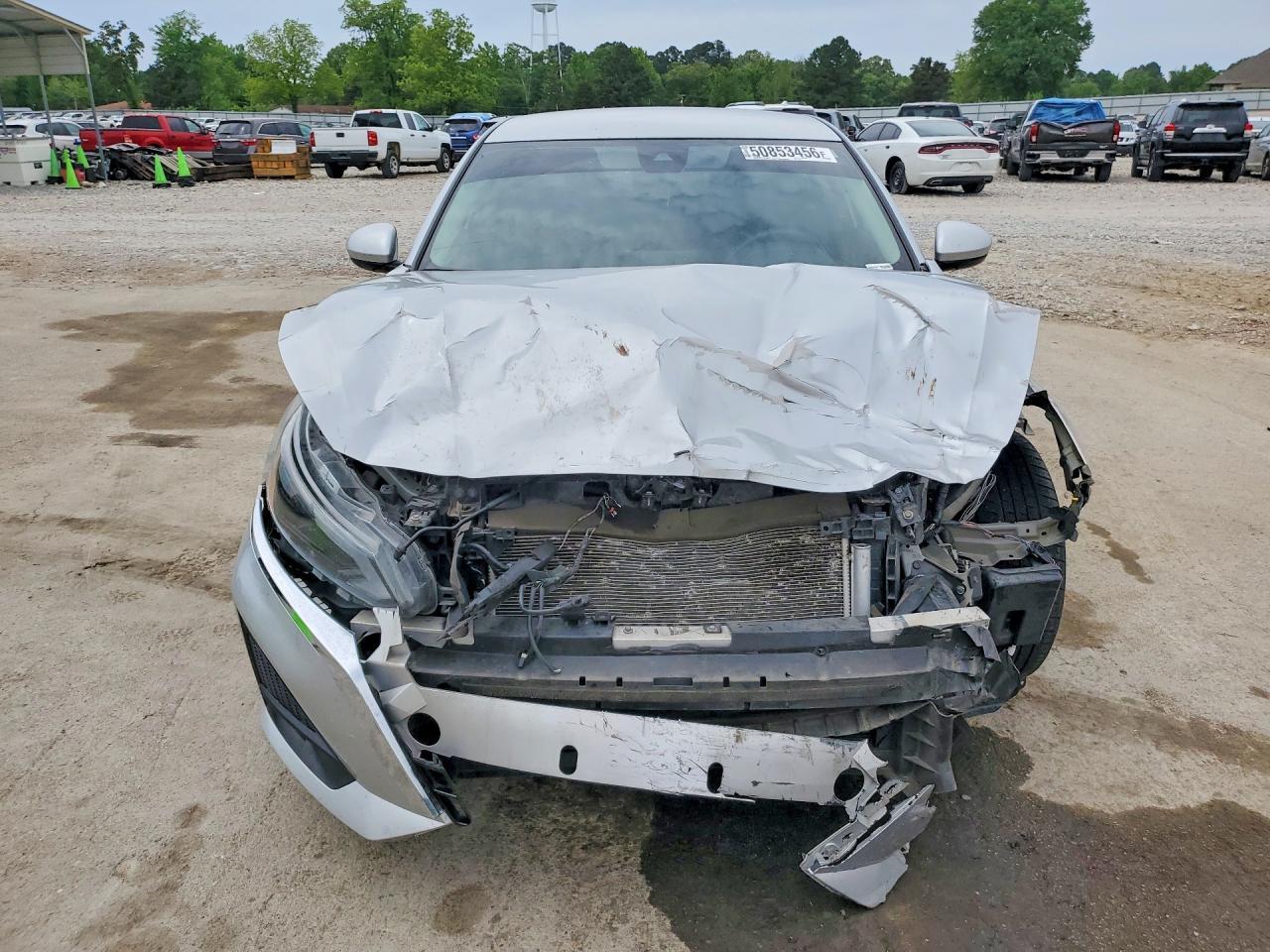 2023 Nissan Altima Sv - Image 5