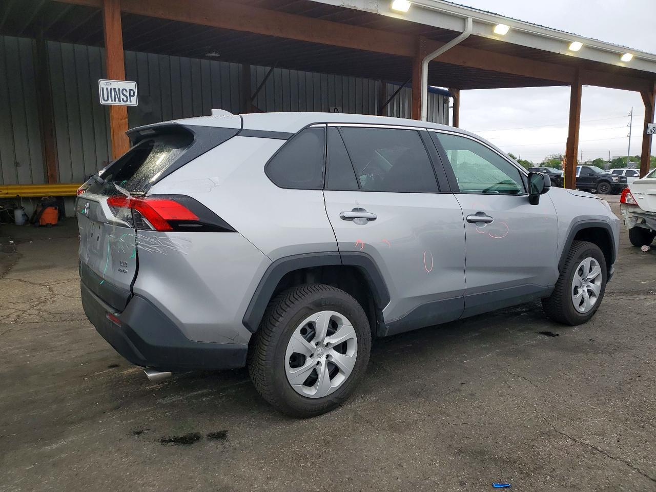 2024 Toyota Rav4 Le - Фото 3