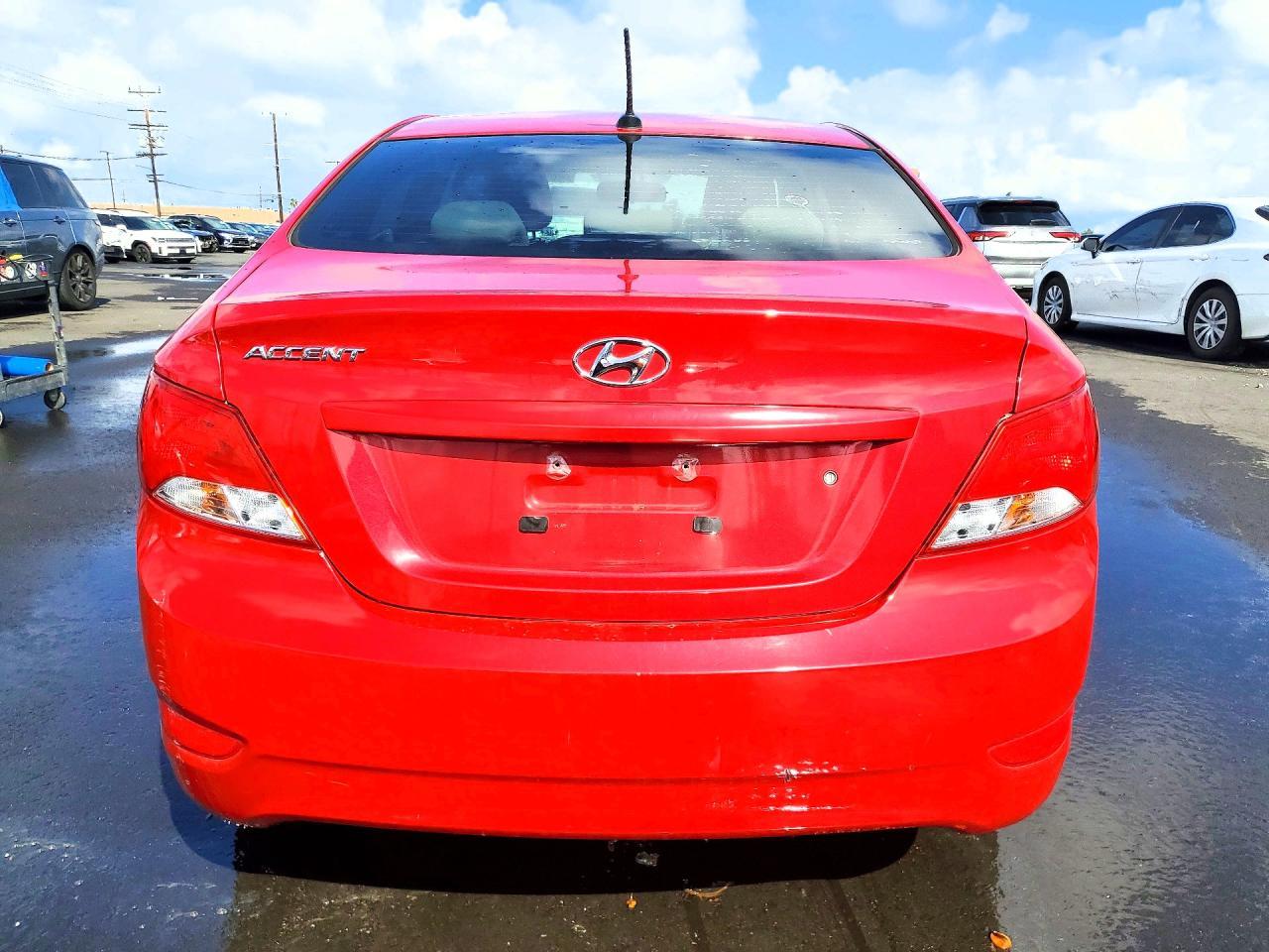 2016 Hyundai Accent Se - Фото 6